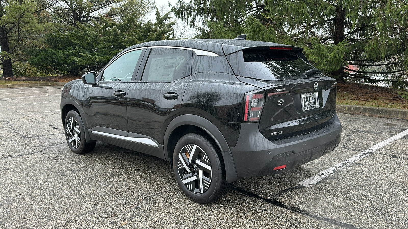 2025 Nissan Kicks SV 5