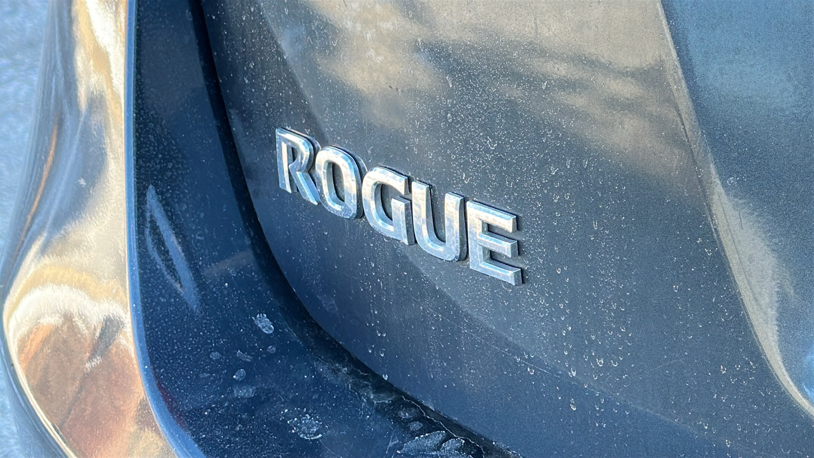 2013 Nissan Rogue S 11