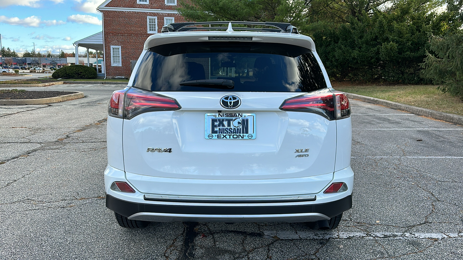 2017 Toyota RAV4 XLE 6