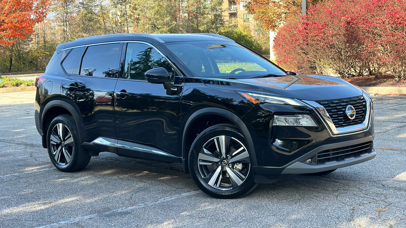 2021 Nissan Rogue SL 1