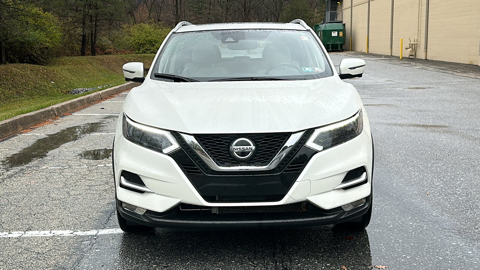 2021 Nissan Rogue Sport SL 3