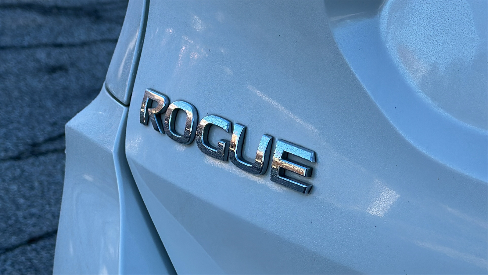 2020 Nissan Rogue SV 11