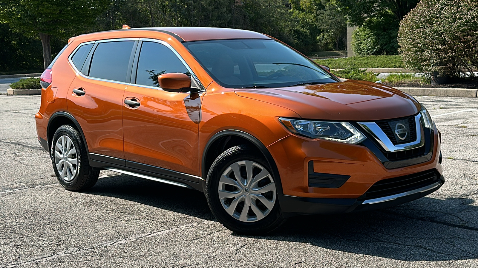 2017 Nissan Rogue S 1