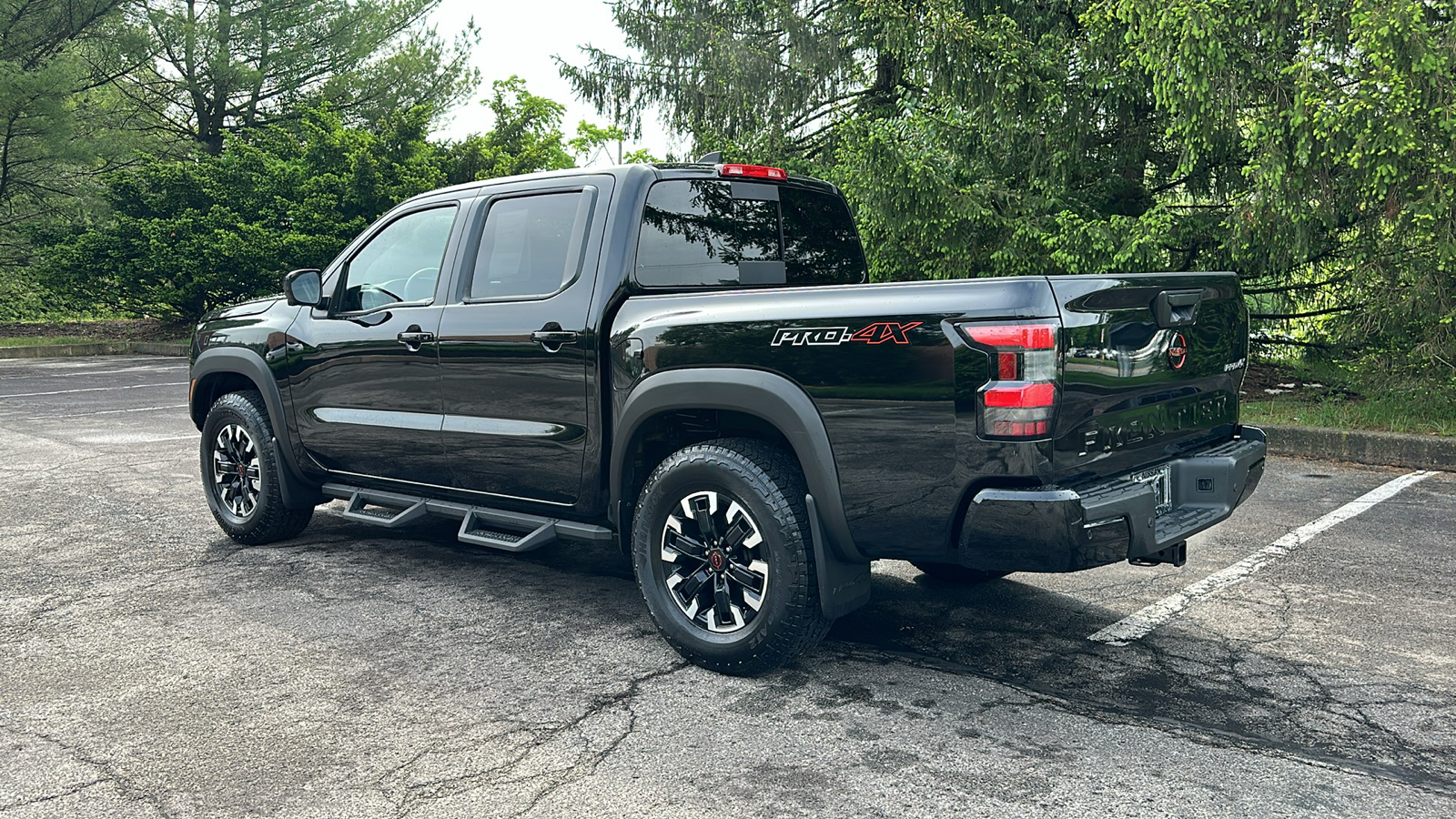 2023 Nissan Frontier PRO-4X 8