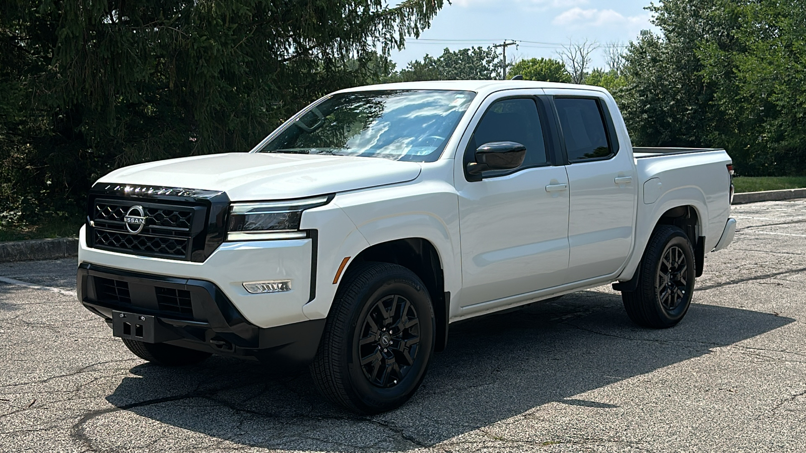 2023 Nissan Frontier SV 2