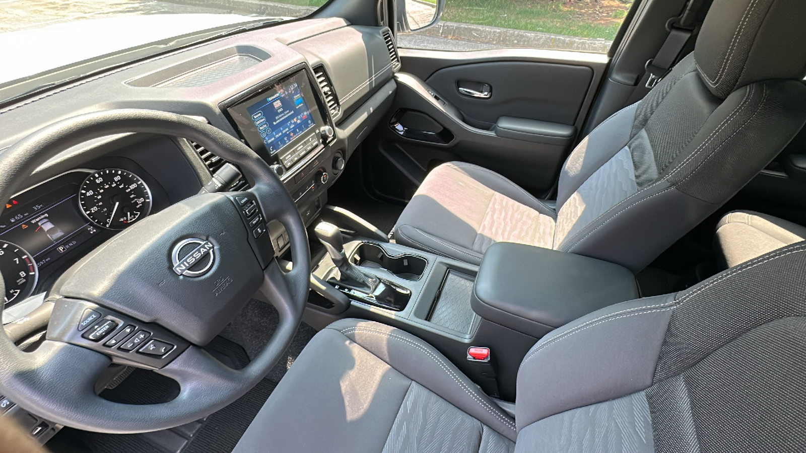 2023 Nissan Frontier SV 22