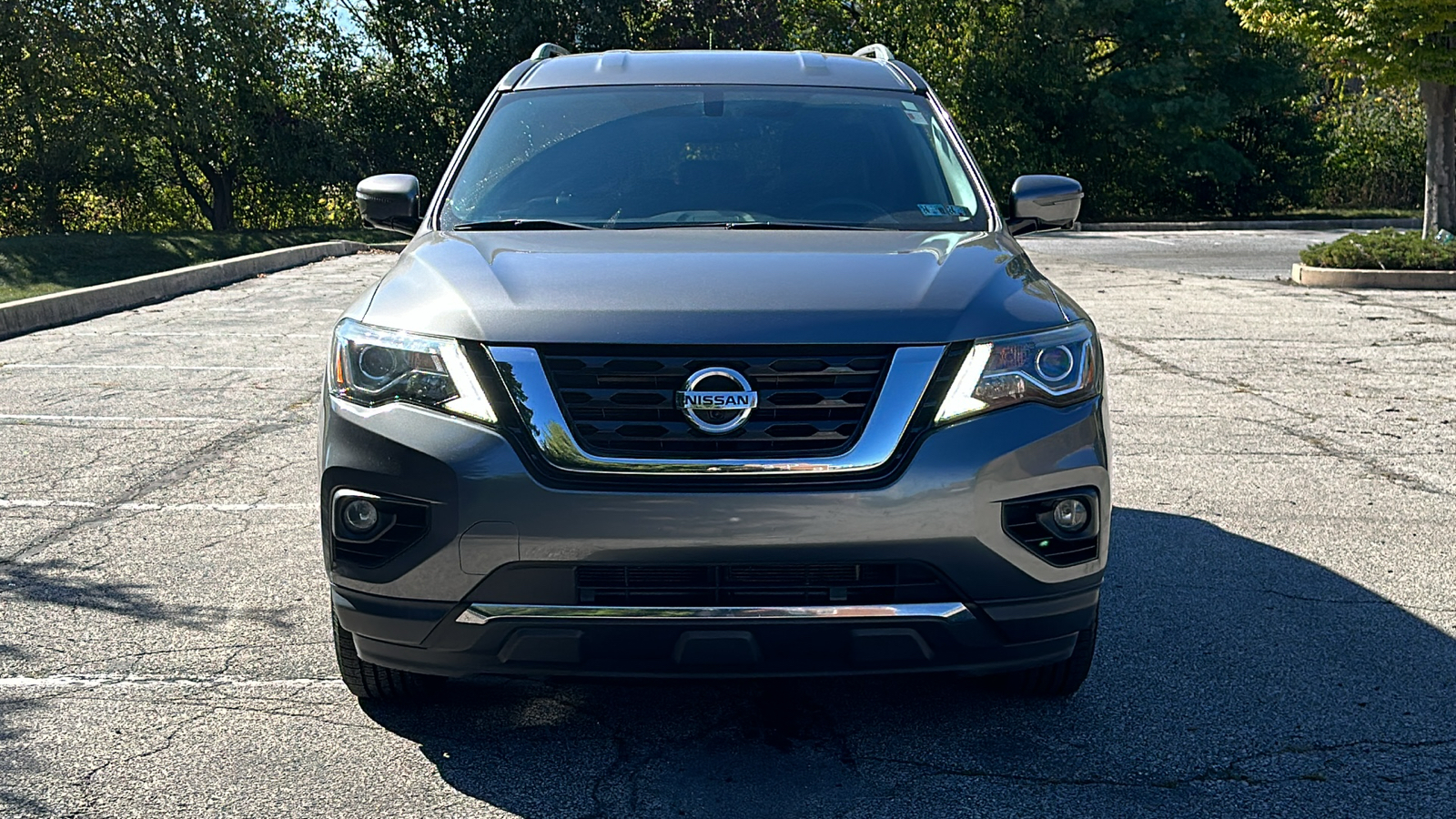 2017 Nissan Pathfinder SL 3