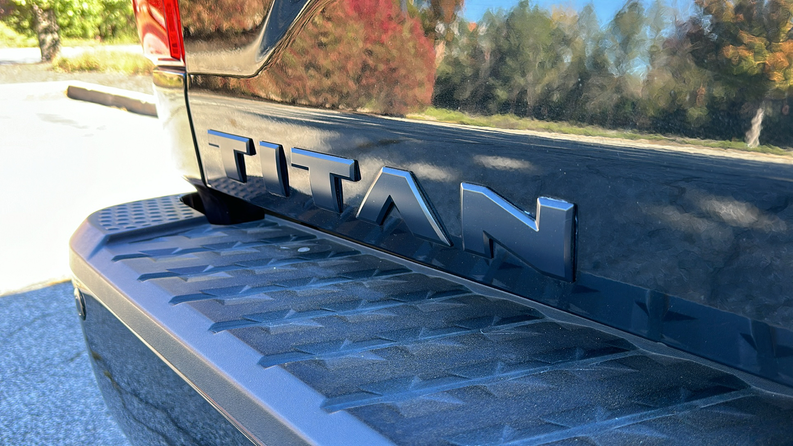 2019 Nissan Titan SV 11