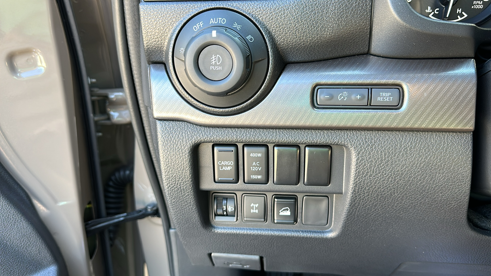 2023 Nissan Titan PRO-4X 15