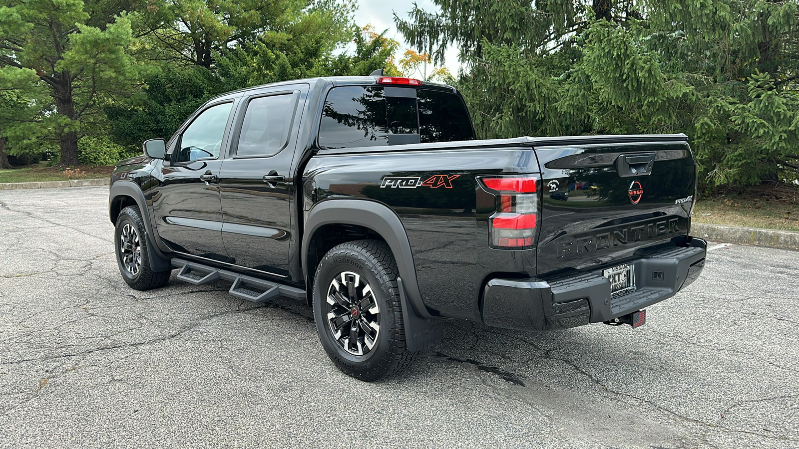 2023 Nissan Frontier PRO-4X 8