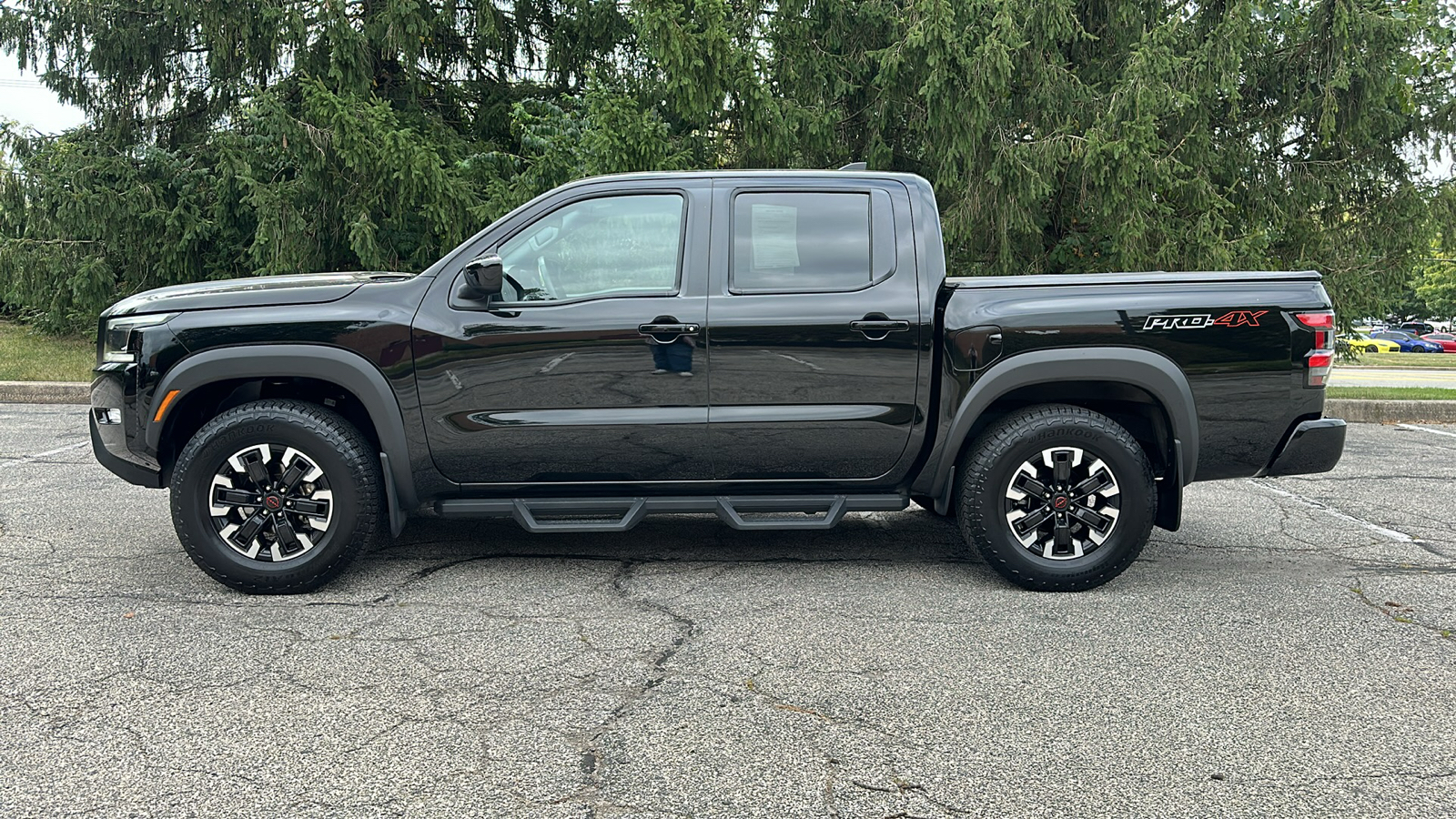 2023 Nissan Frontier PRO-4X 27