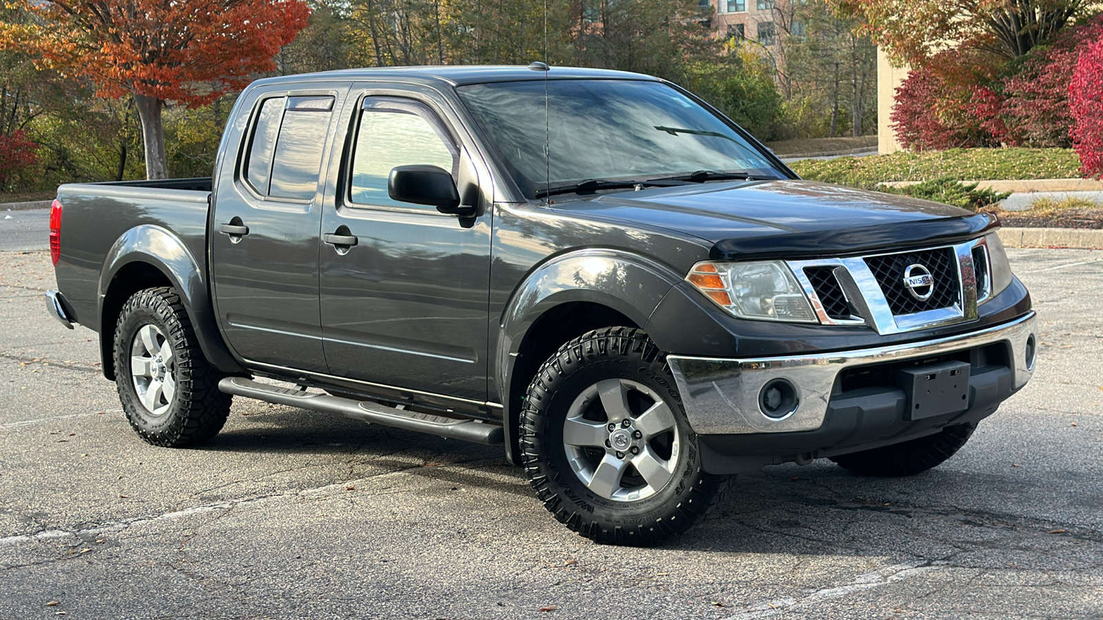 2011 Nissan Frontier SV 1