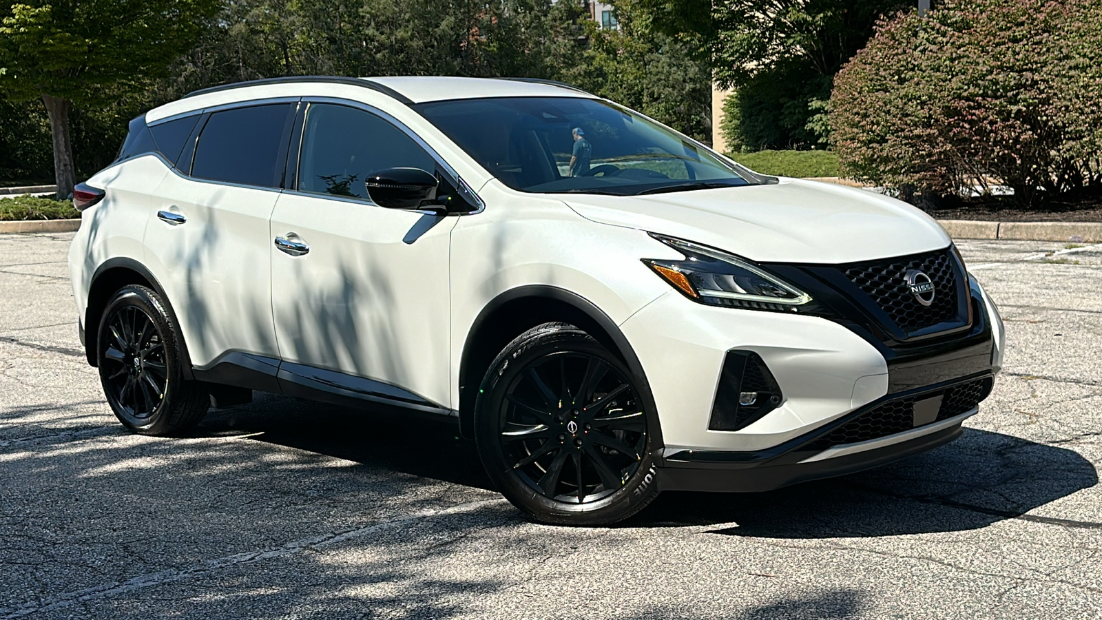 2023 Nissan Murano SV 1