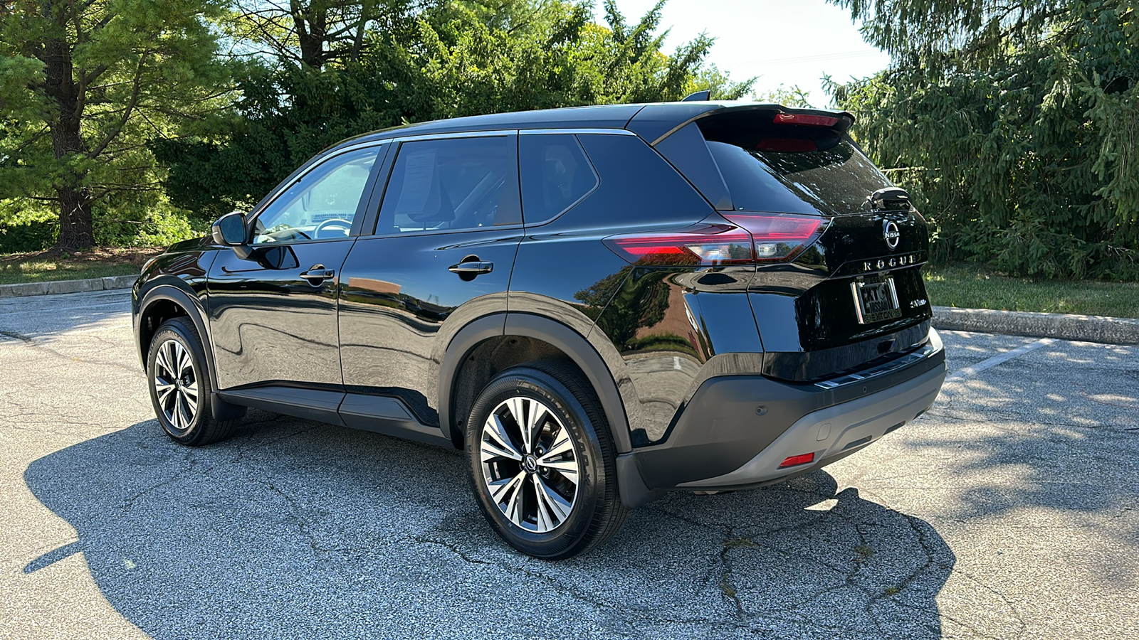 2023 Nissan Rogue SV 7