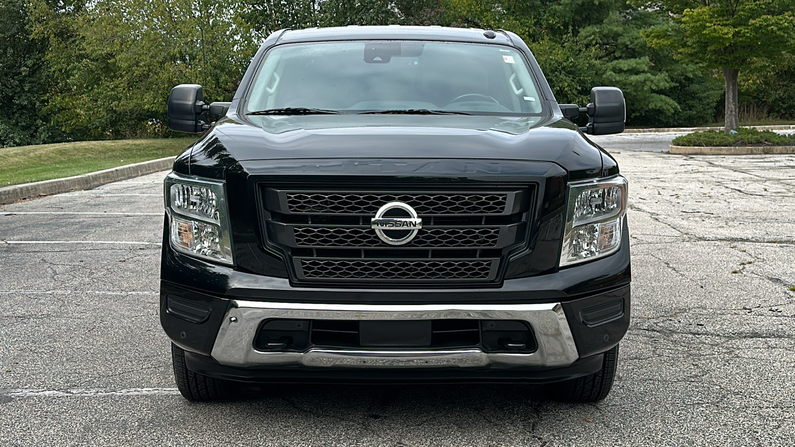 2021 Nissan Titan SV 3