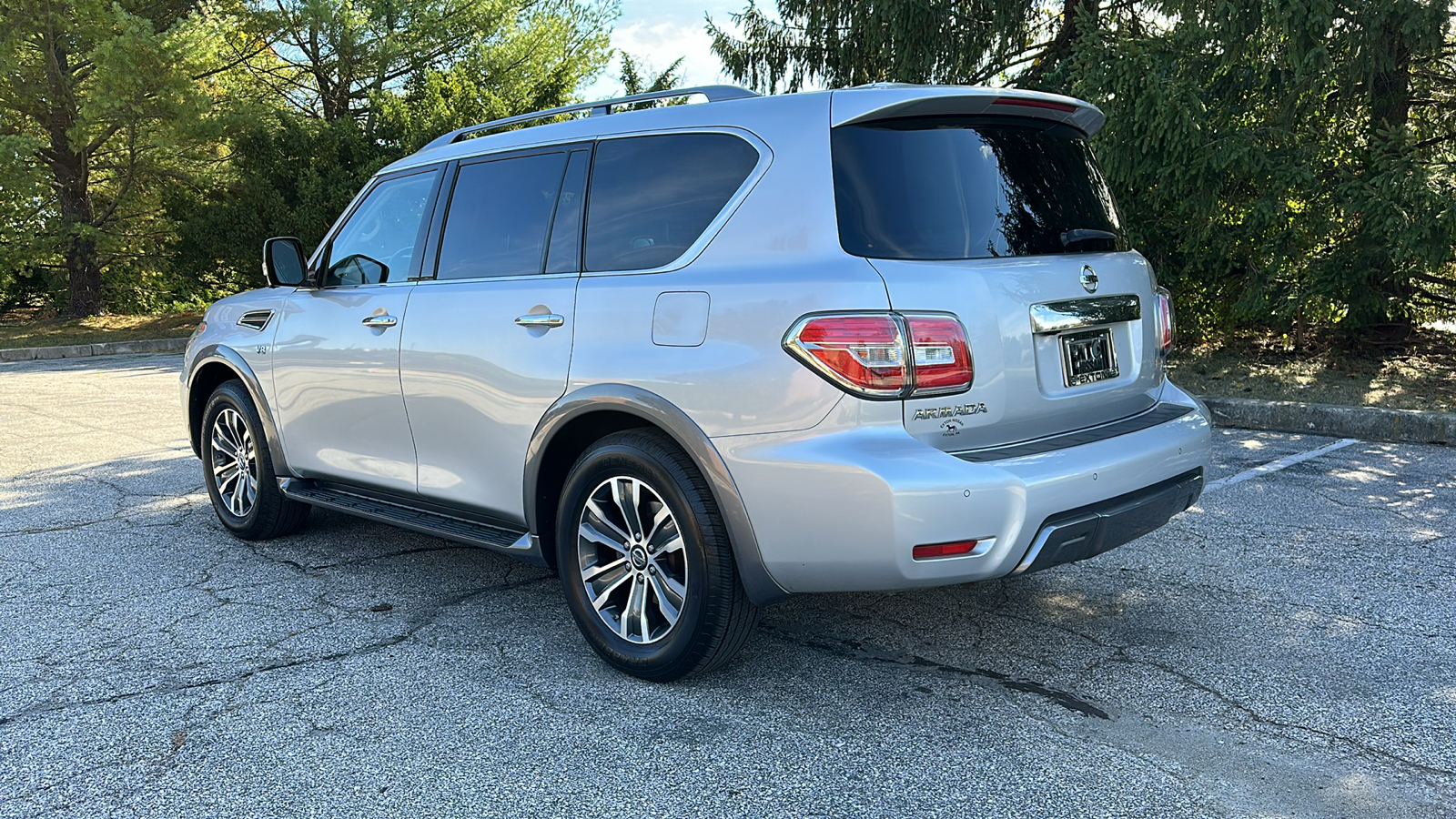 2019 Nissan Armada SL 8