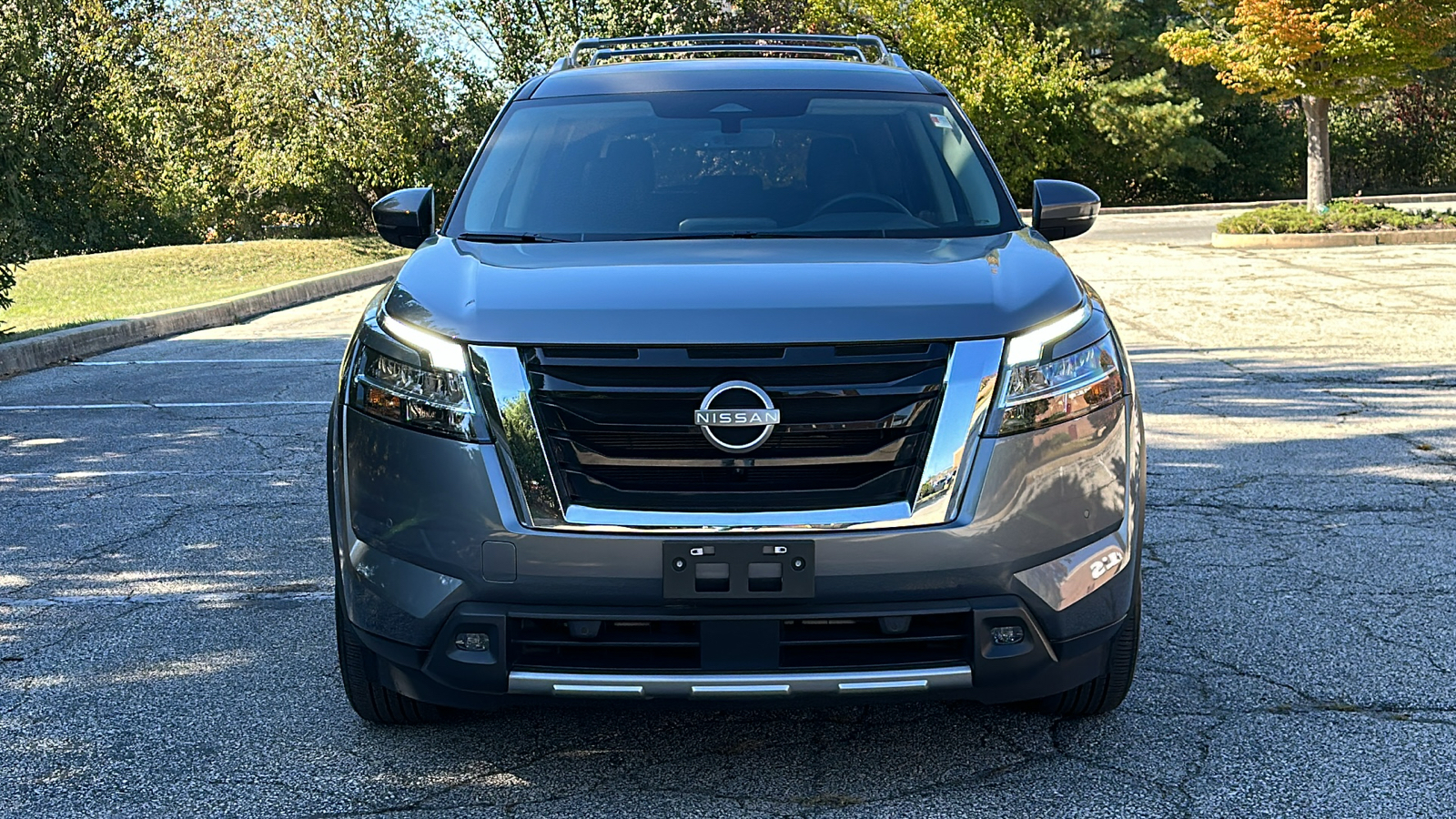 2023 Nissan Pathfinder SL 3