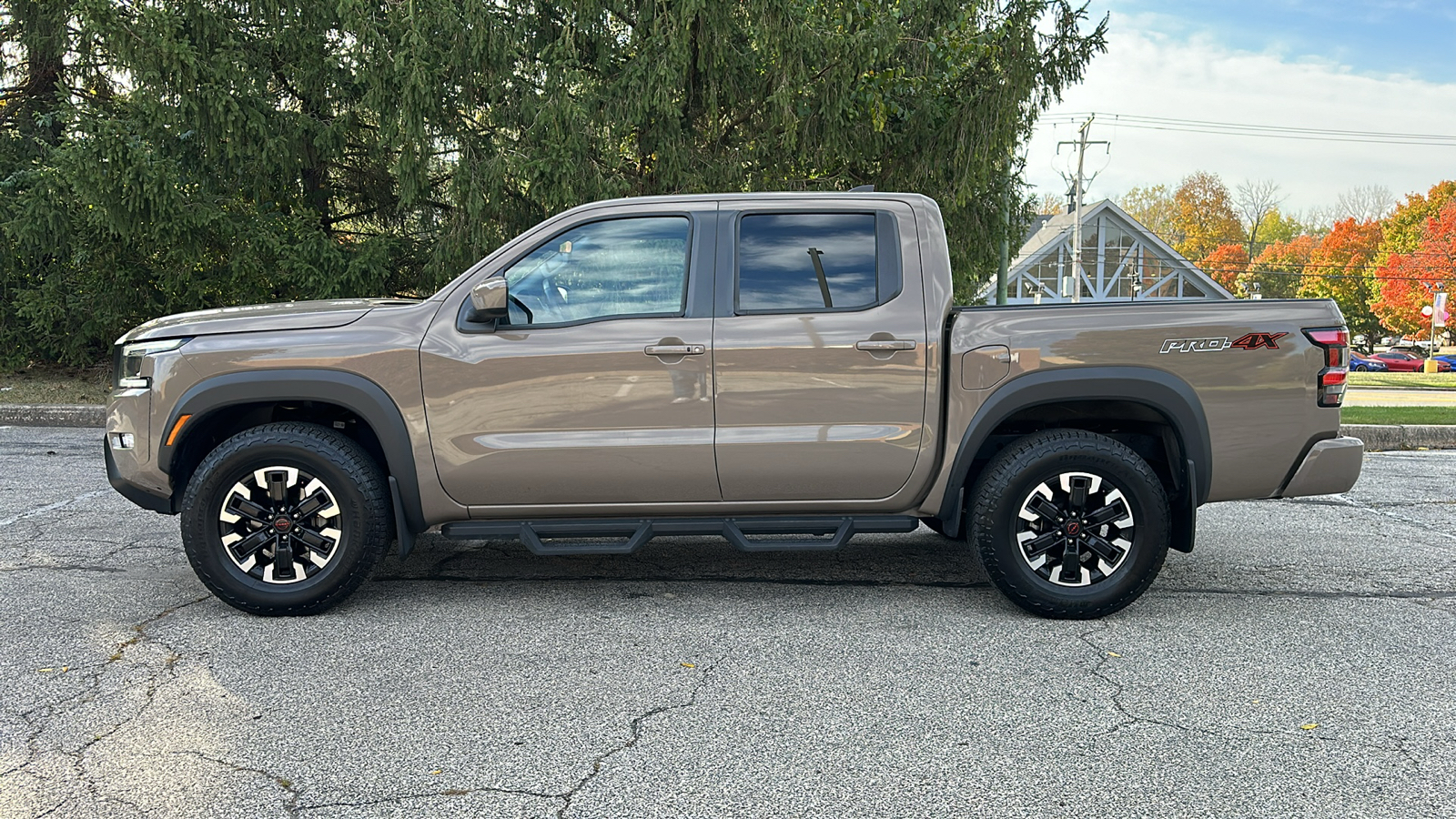 2023 Nissan Frontier PRO-4X 28