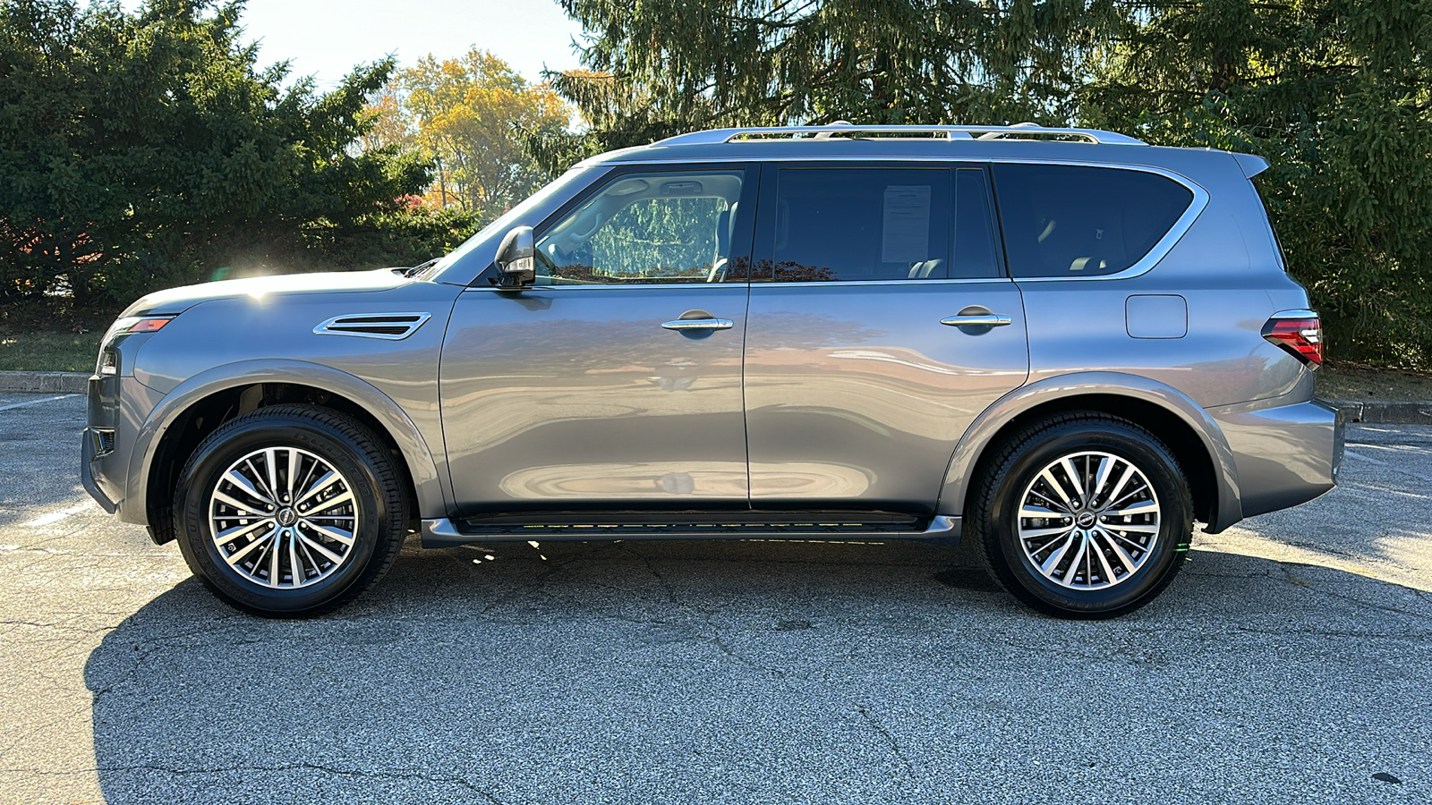 2024 Nissan Armada SL 28