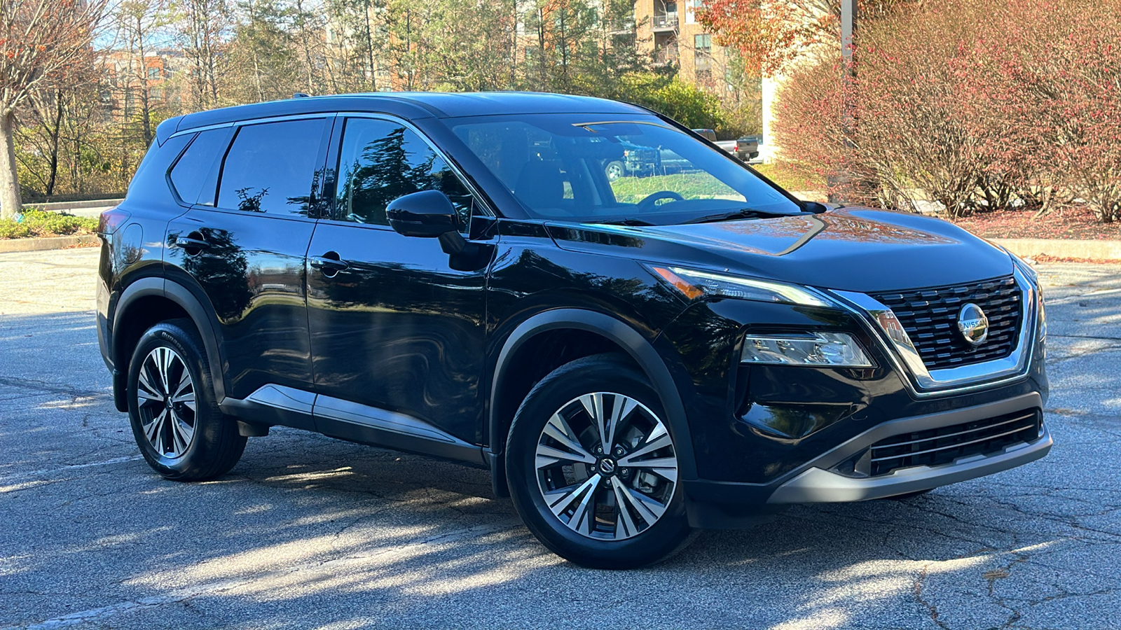 2021 Nissan Rogue SV 1