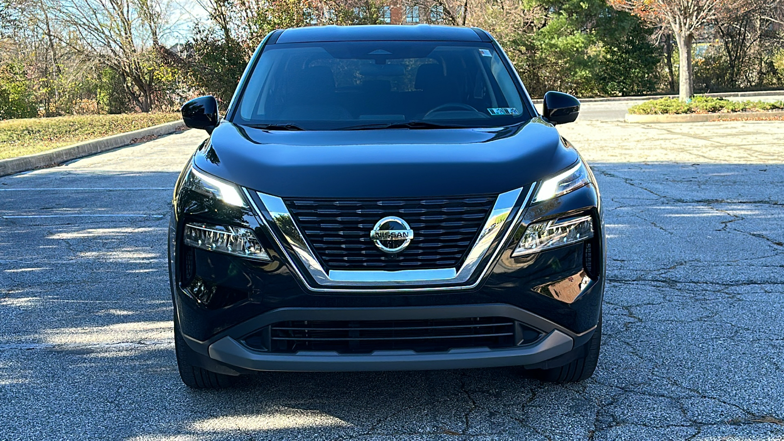 2021 Nissan Rogue SV 3