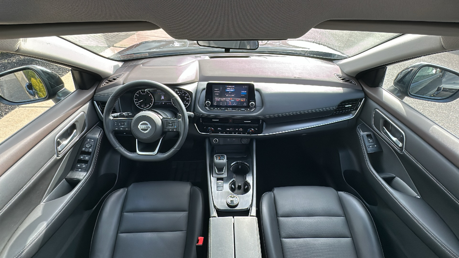 2021 Nissan Rogue SV 26