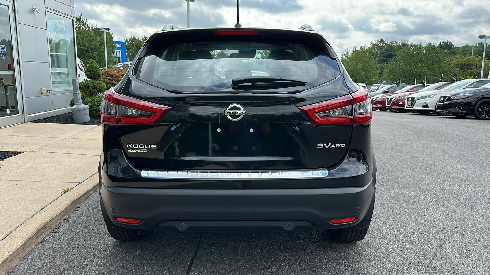 2021 Nissan Rogue Sport SV 6