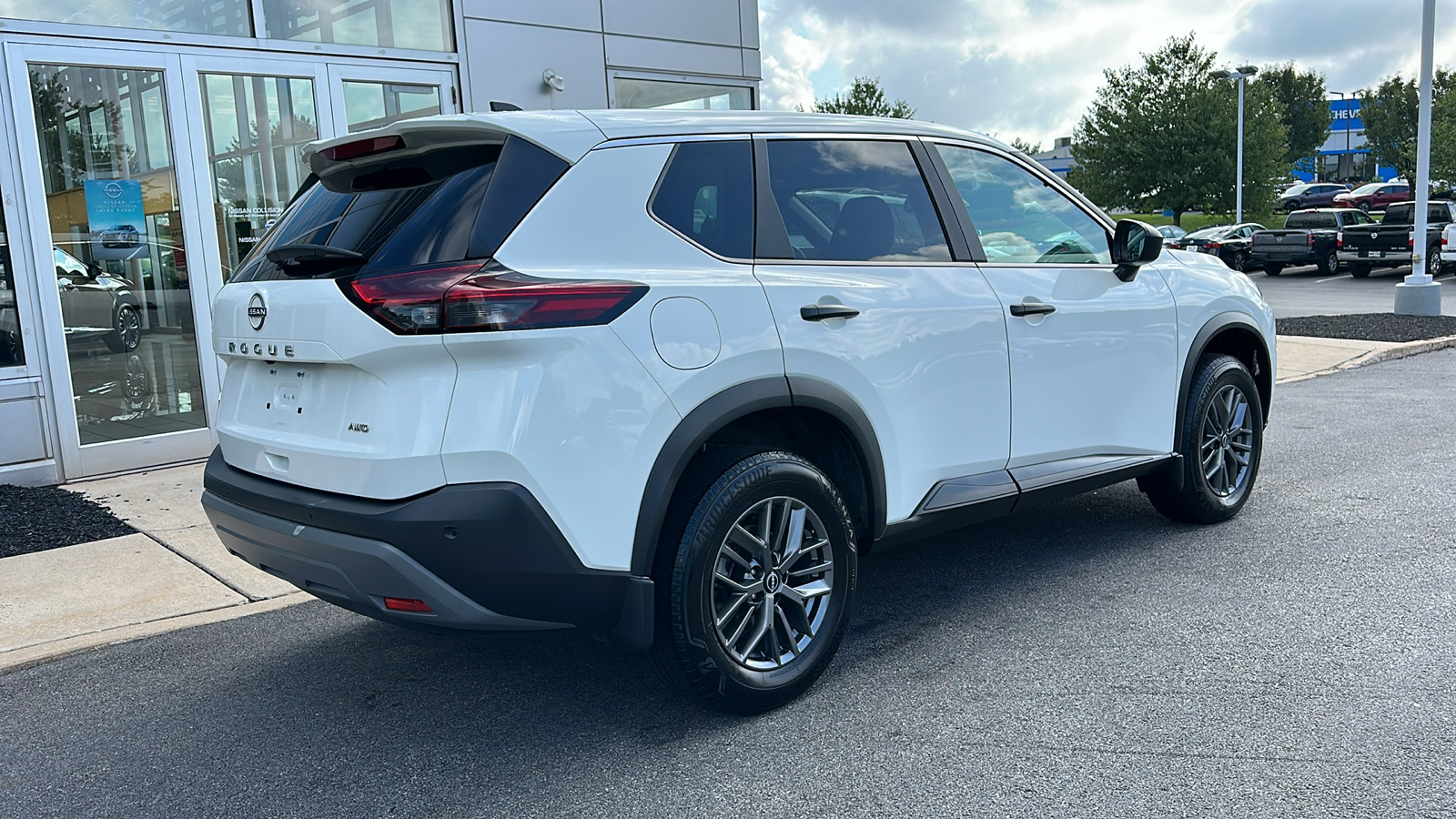 2023 Nissan Rogue S 7