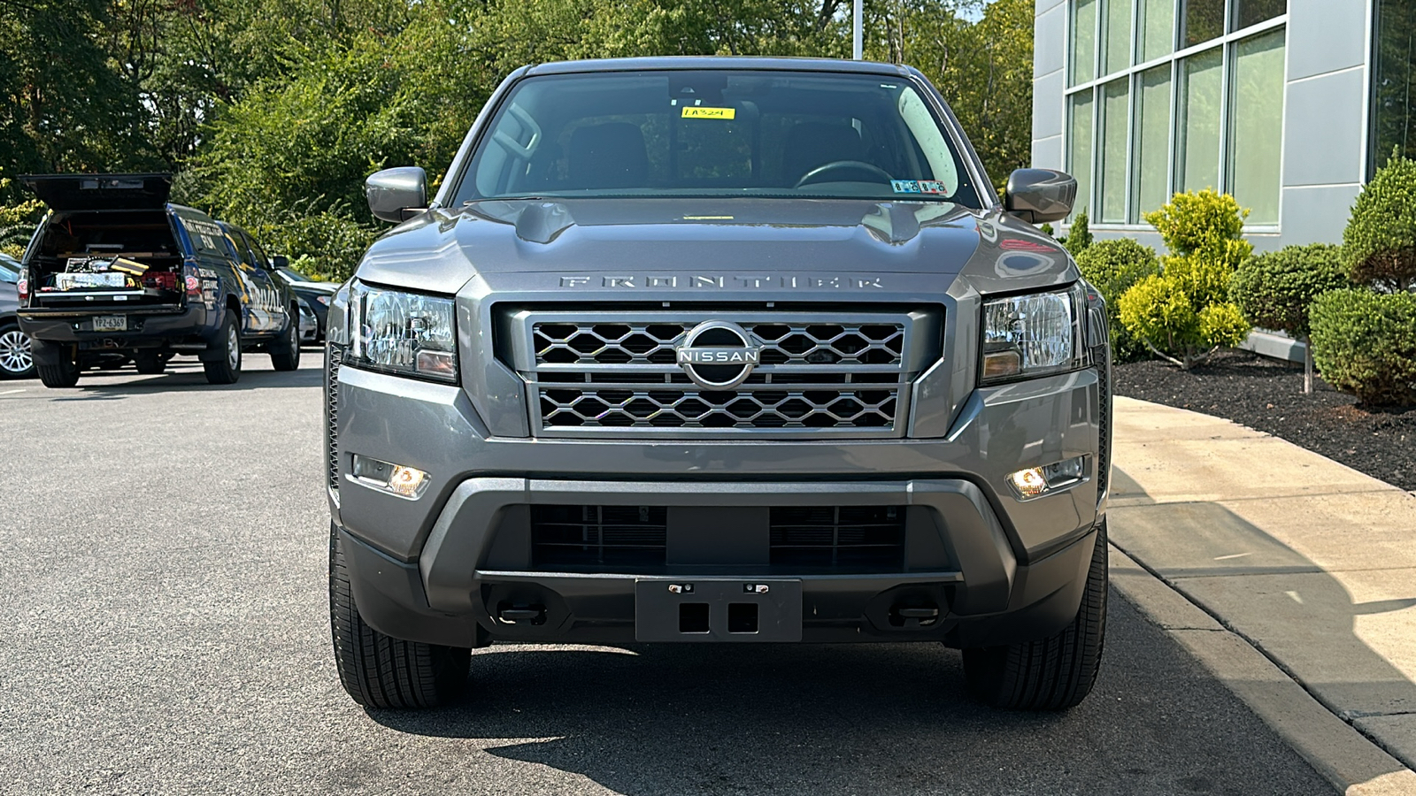 2022 Nissan Frontier SV 3