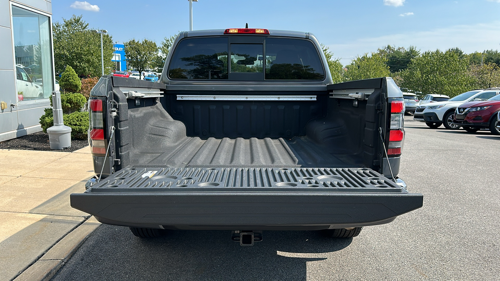 2022 Nissan Frontier SV 7