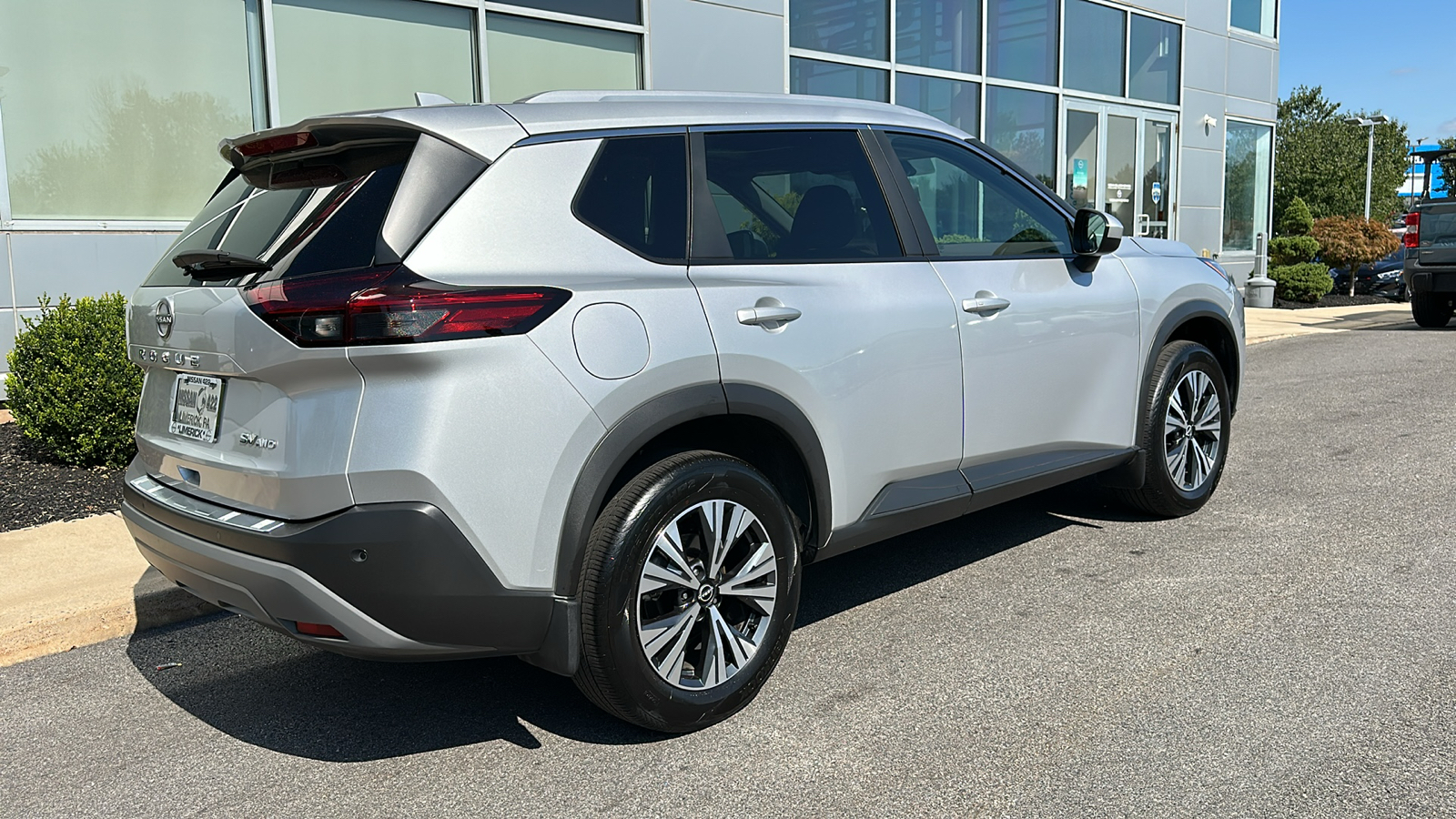 2023 Nissan Rogue SV 7