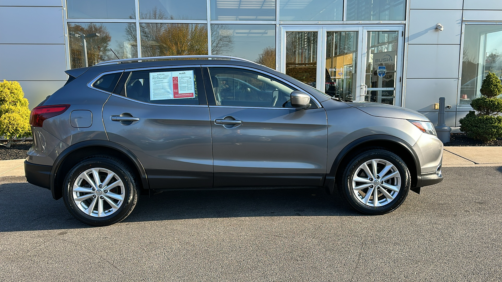 2018 Nissan Rogue Sport SV 26