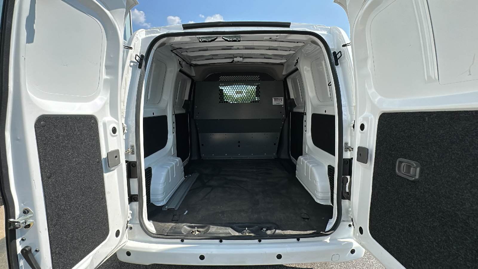 2021 Nissan NV200 Compact Cargo SV 6