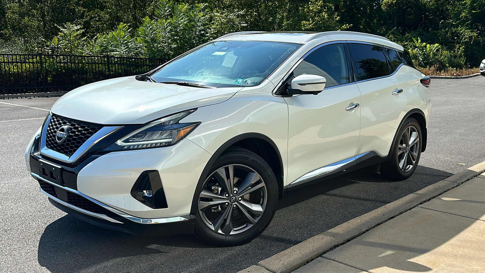 2023 Nissan Murano Platinum 1