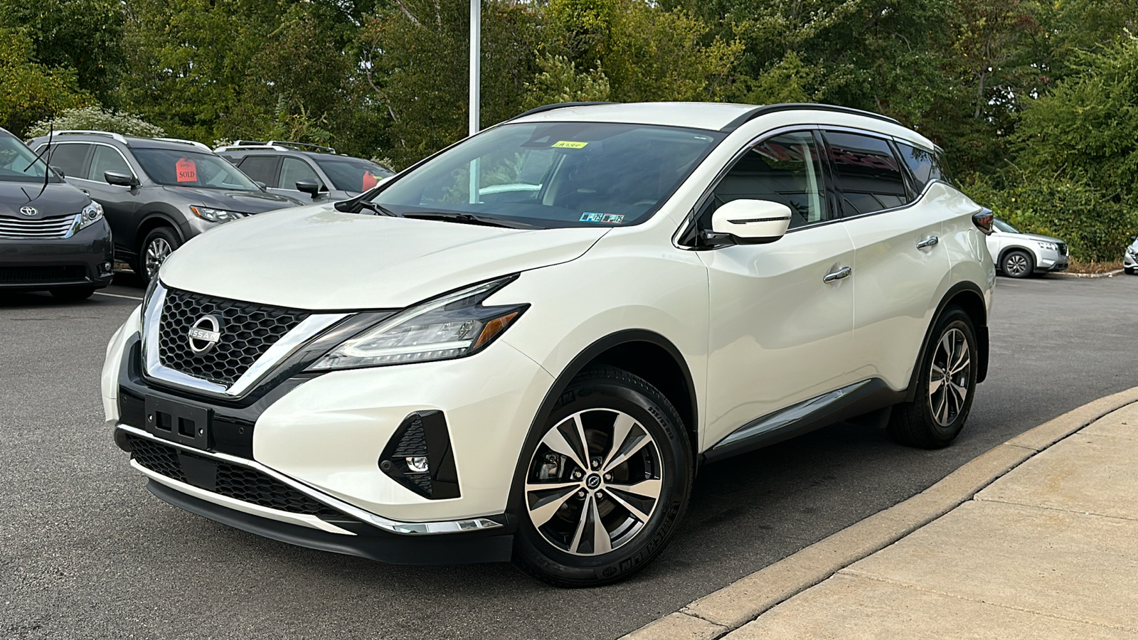 2023 Nissan Murano SV 1