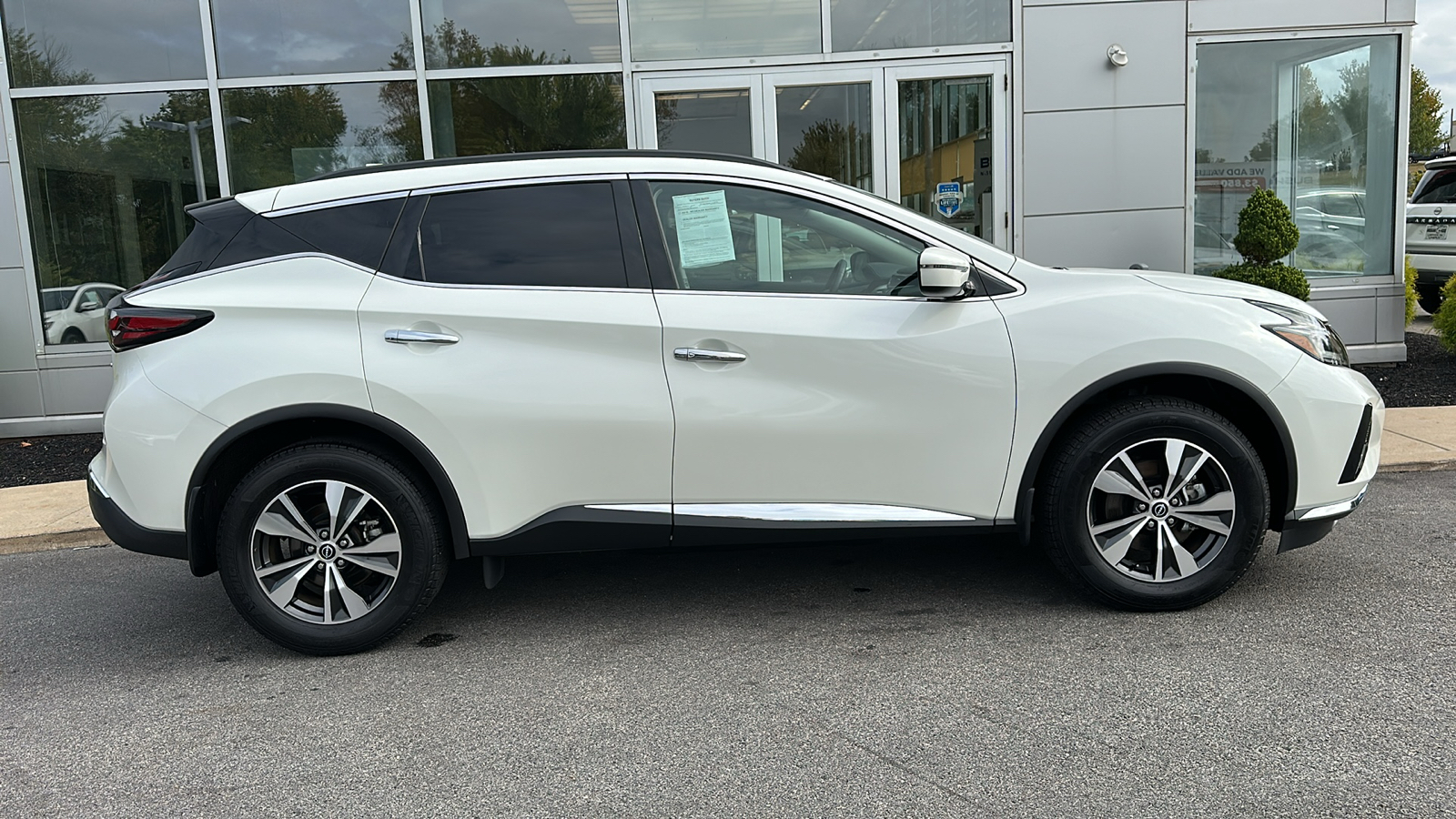 2023 Nissan Murano SV 28