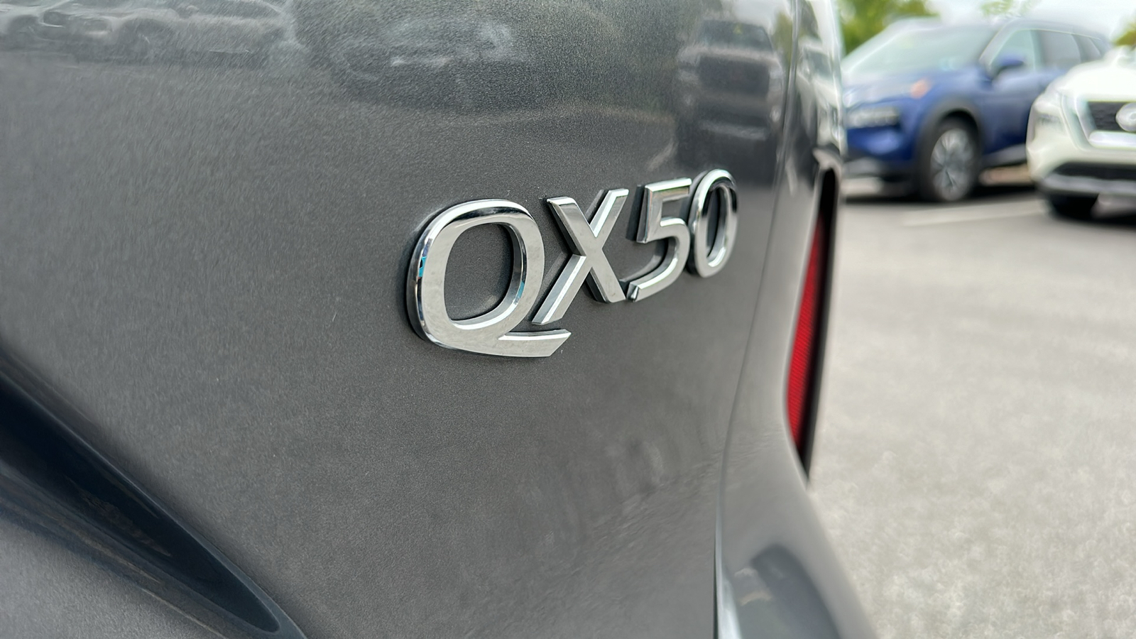 2021 INFINITI QX50 ESSENTIAL 10