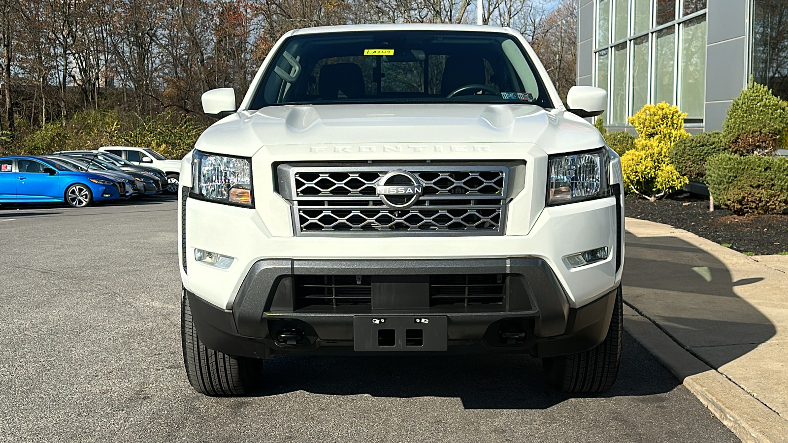 2023 Nissan Frontier SV 3