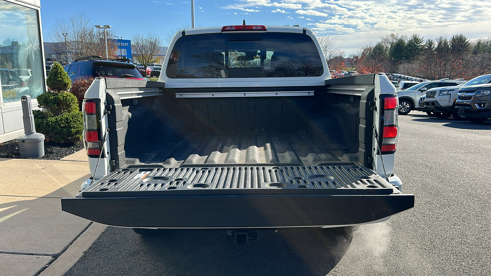 2023 Nissan Frontier SV 7