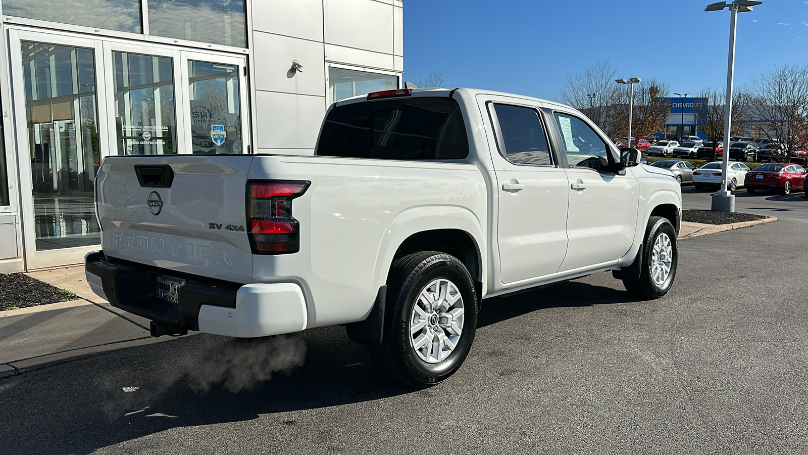 2023 Nissan Frontier SV 8