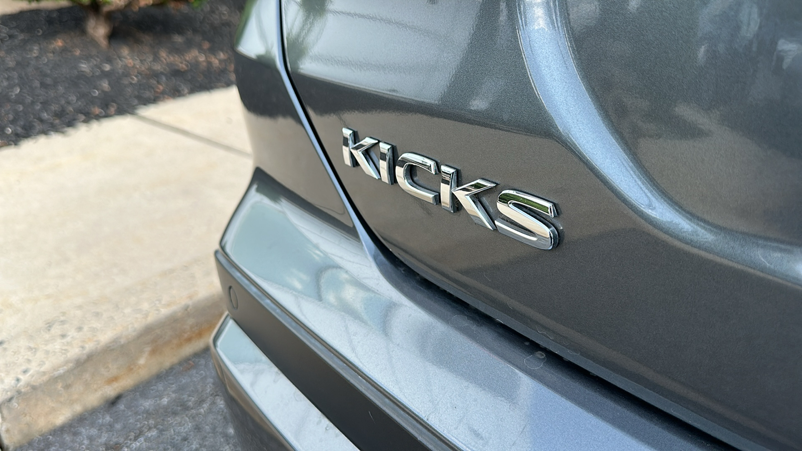 2021 Nissan Kicks SV 10