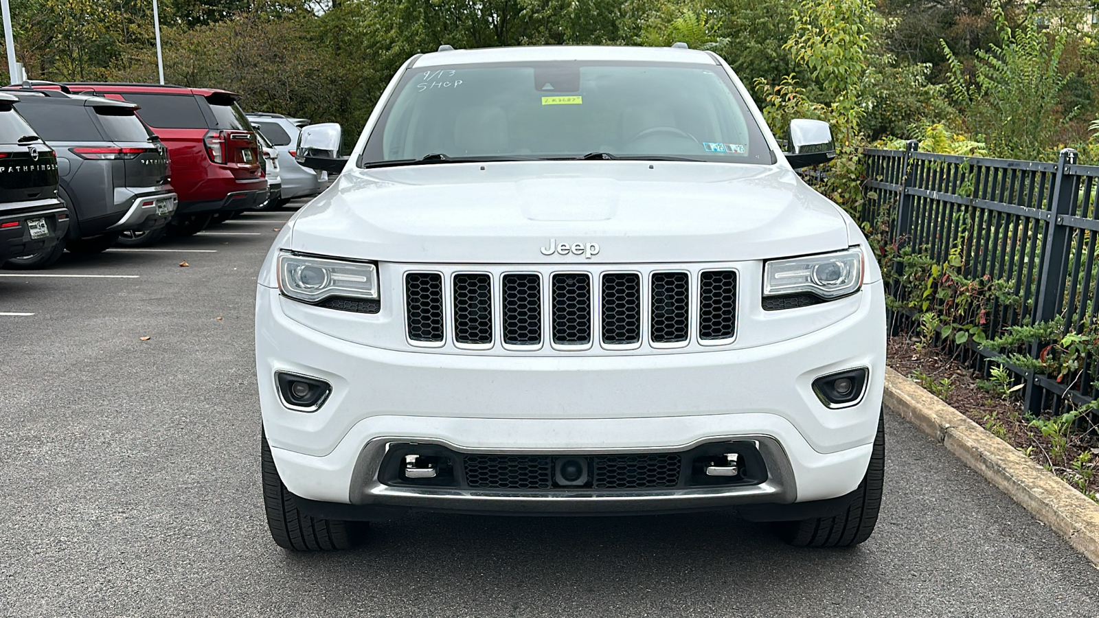 2014 Jeep Grand Cherokee Overland 3