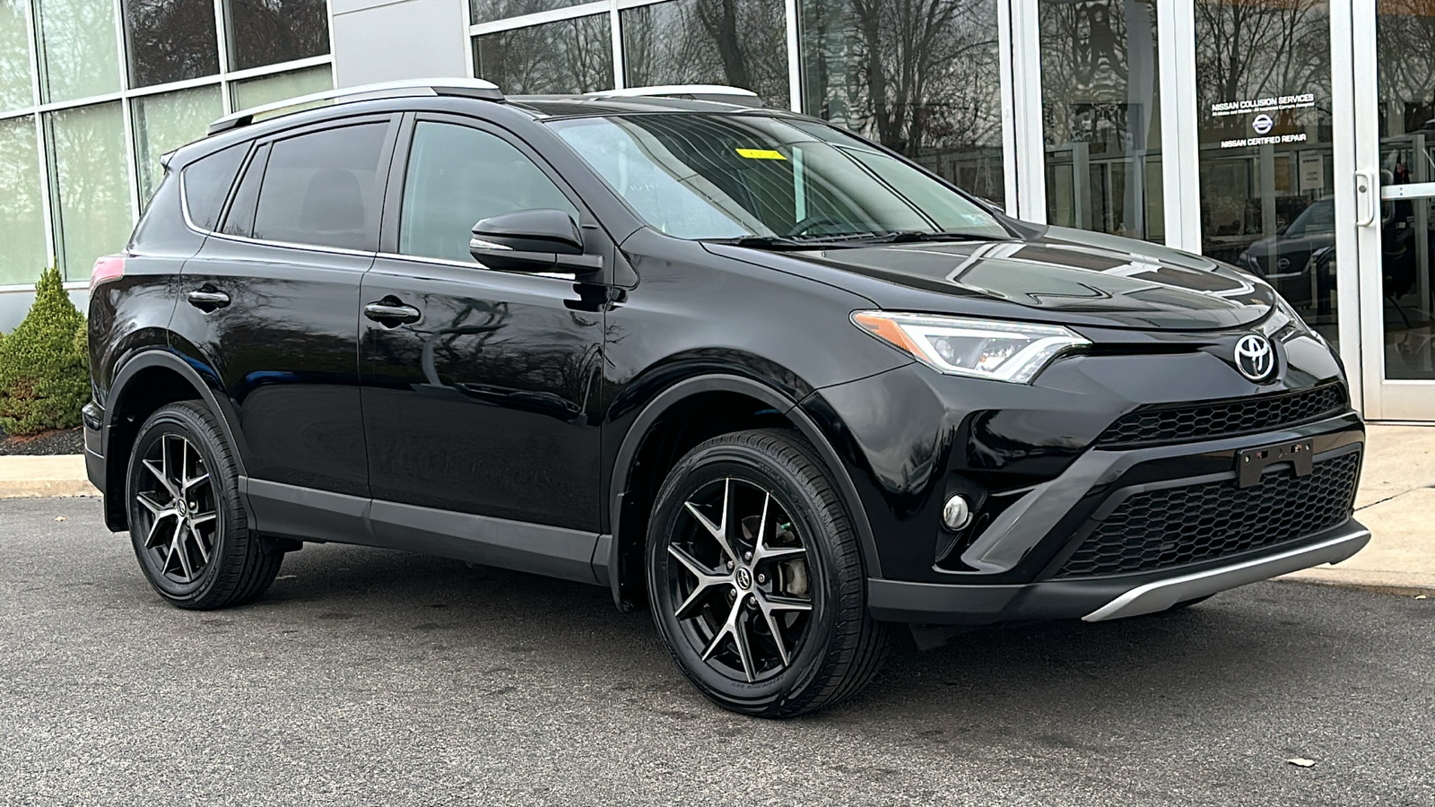 2016 Toyota RAV4 SE 2