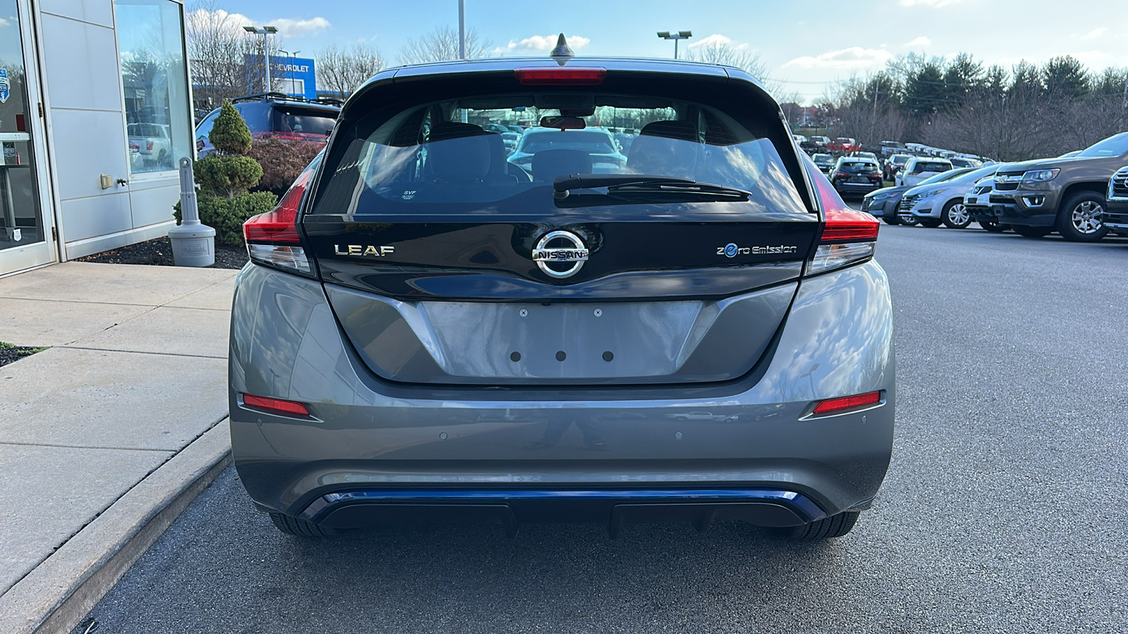 2020 Nissan LEAF S 5