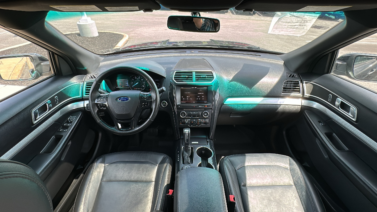 2016 Ford Explorer XLT 29