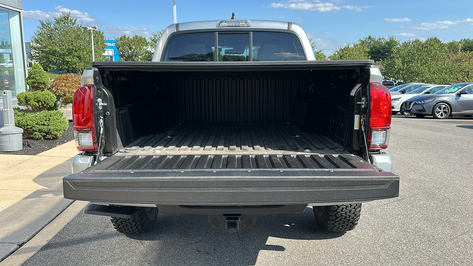 2023 Toyota Tacoma 4WD SR 8