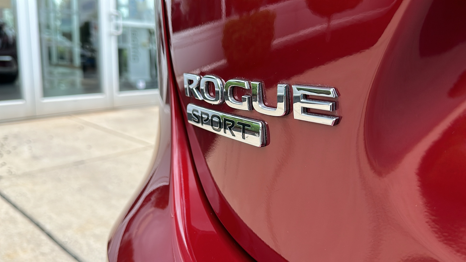 2021 Nissan Rogue Sport S 10