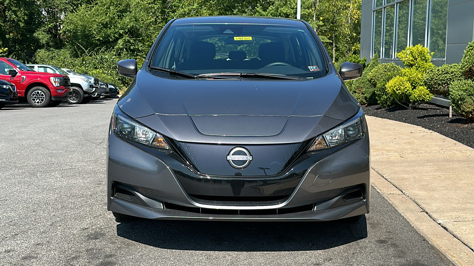 2025 Nissan LEAF S 3