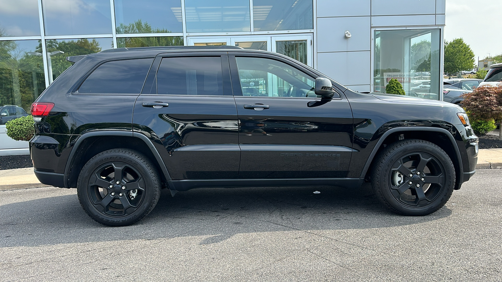 2021 Jeep Grand Cherokee Freedom 28