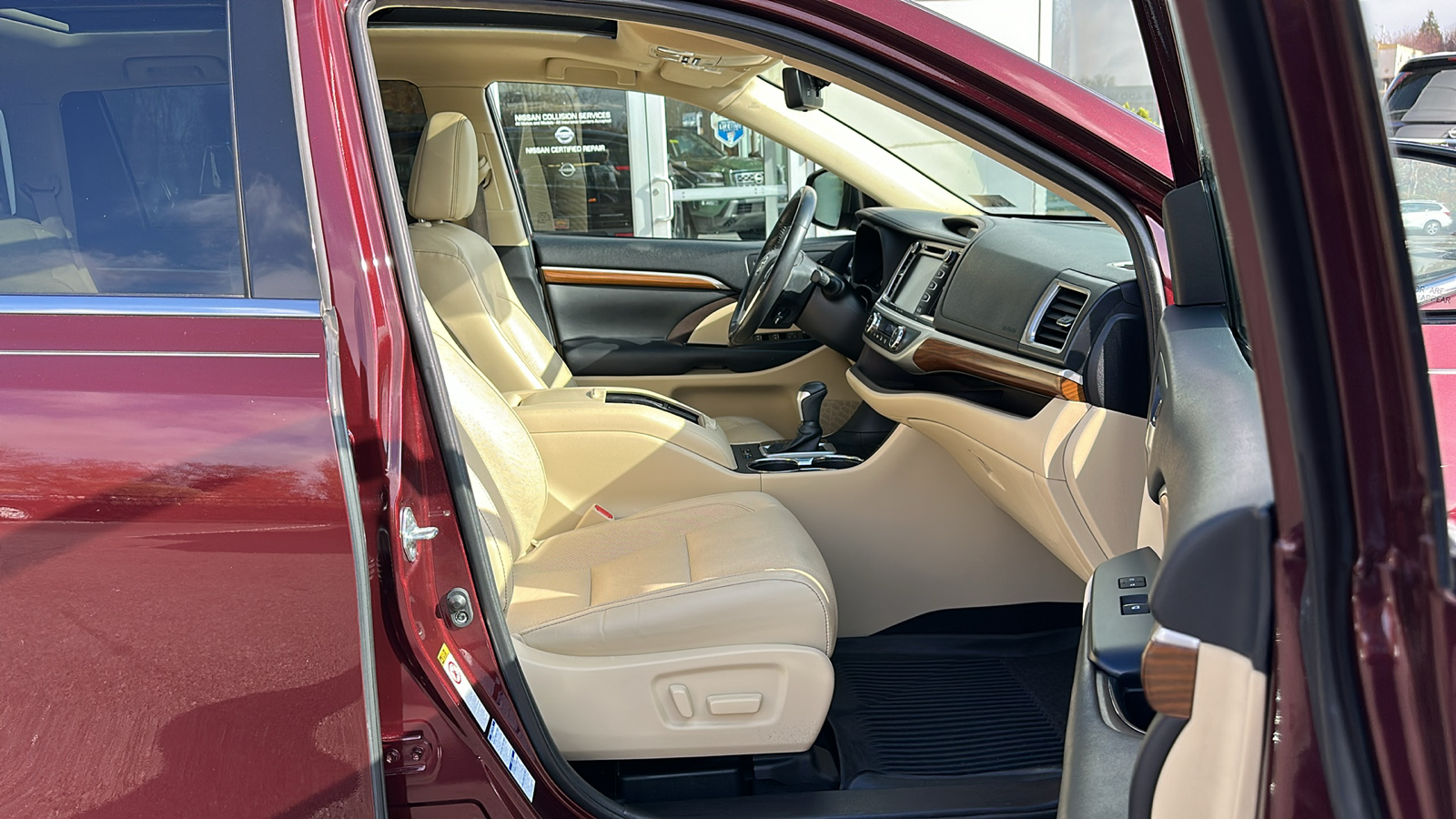 2019 Toyota Highlander Limited 25